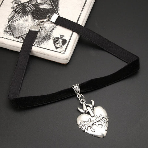 Thorn Heart Choker Necklace