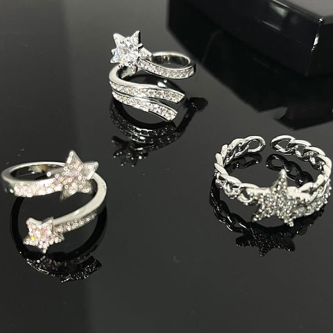 Rhinestone Star Twirl Ring