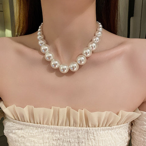 Chunky Pearl Necklace