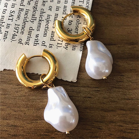 Retro Pearl Earrings