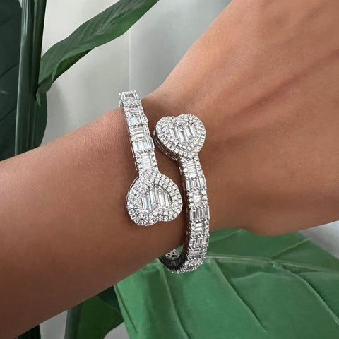 Heart Twist Bracelet